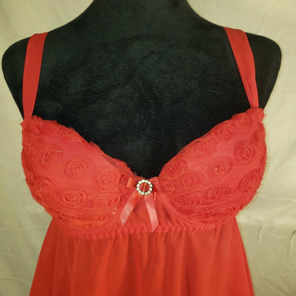 Seductivewear by Cinema Chic Red Lace Chemise - M